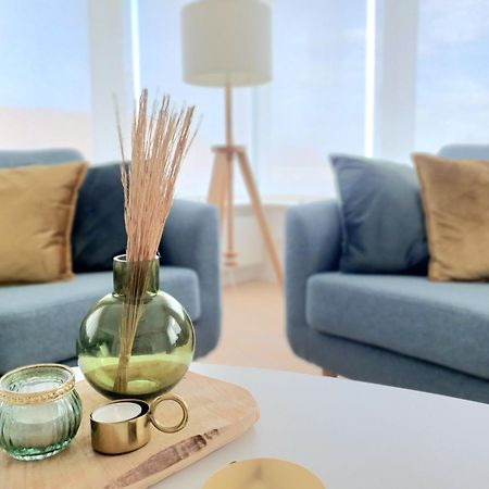Skaai Five - Newly Renovated 2 Bedrooms Apartment Oostende Ngoại thất bức ảnh