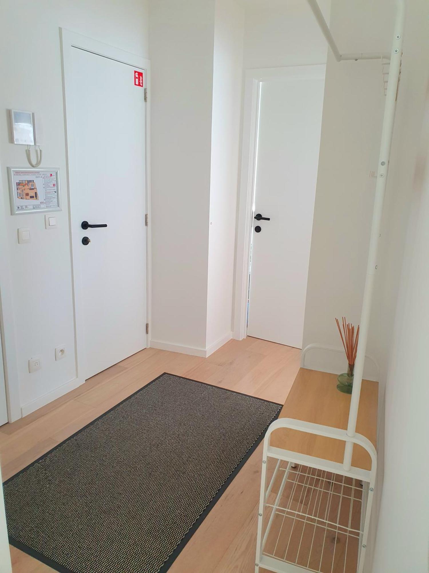 Skaai Five - Newly Renovated 2 Bedrooms Apartment Oostende Ngoại thất bức ảnh